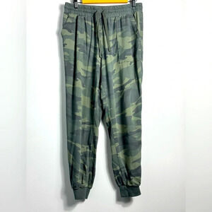 SPLENDID Women’s Camo Field Jogger – Vintage Olive SZ Medium